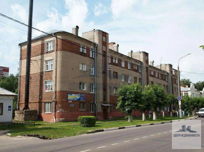 Продажа квартиры 87.30 кв.м., комнат 4, этаж 4/4 - Фото 0