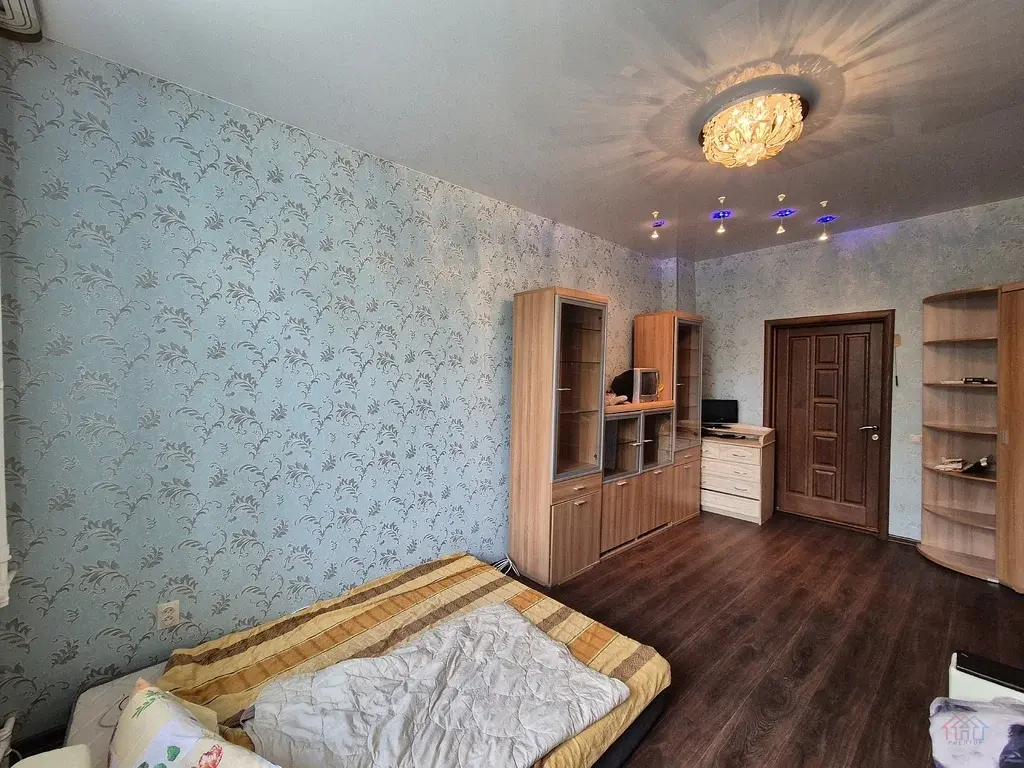 Комната 37 м2 в 4-к., 2/4 эт. - Фото 6