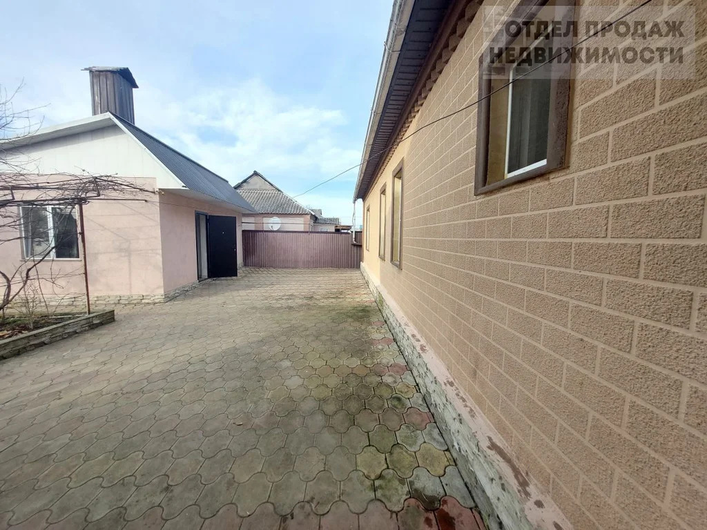 Дом с большим двором - Фото 2