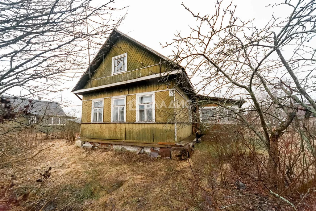 Тосненский район, городской посёлок Ульяновка, 2-я Футбольная улица,  ... - Фото 1