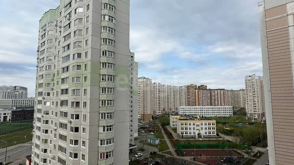 Продажа квартиры, проспект Защитников Москвы - Фото 4