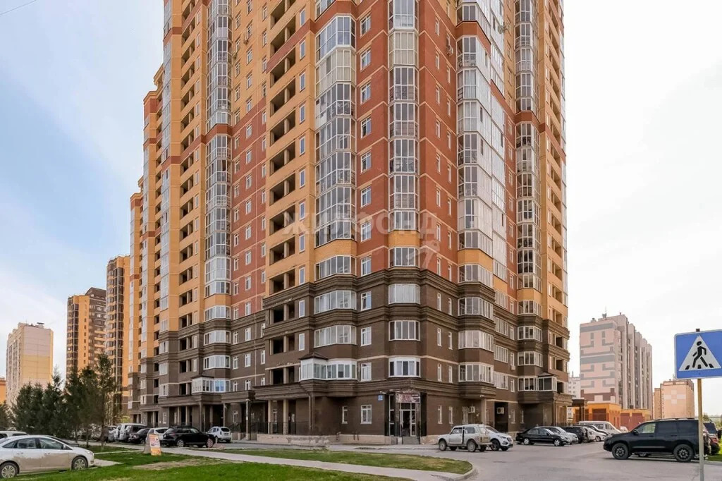 Продажа квартиры, Новосибирск, ул. Тюленина - Фото 0