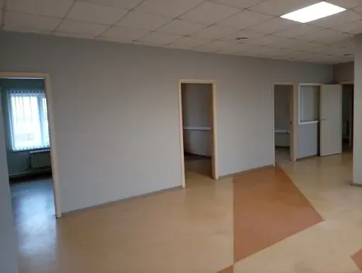 Офисный блок 137,8 кв.м. - Фото 2