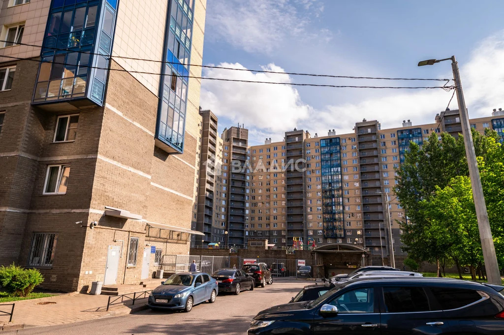 Санкт-Петербург, улица Ушинского, д.2к1, комната на продажу - Фото 25