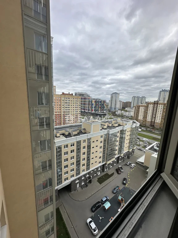 Санкт-Петербург, улица Оптиков, д.37, 1-комнатная квартира на продажу - Фото 10