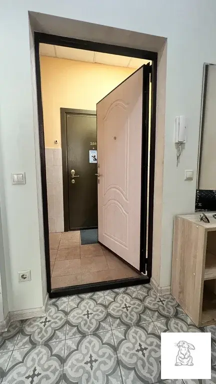 Дом на набережной - Фото 1