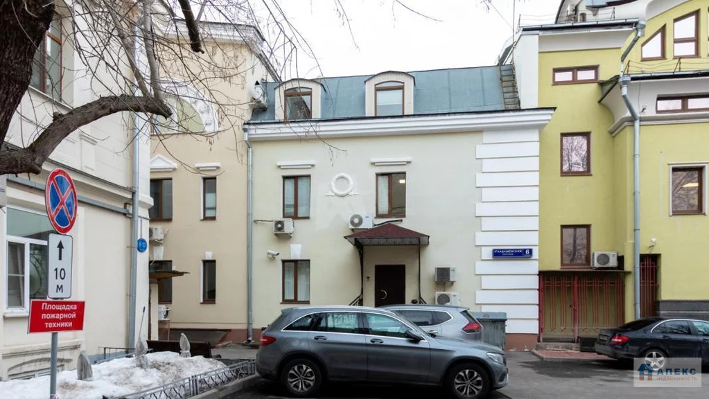 Кофе on 3 й кадашевский пер 2. 3-й кадашевский пер., 6/13с1. московская биржа фото внутри здания.
