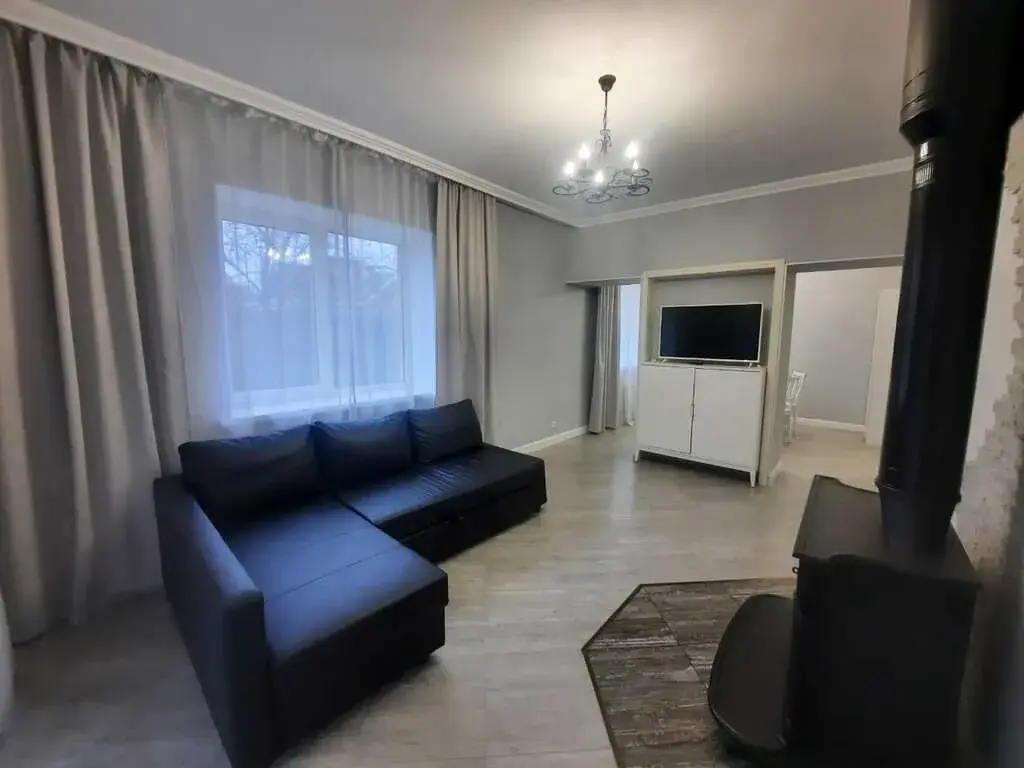 Современный дом у озера - Фото 9