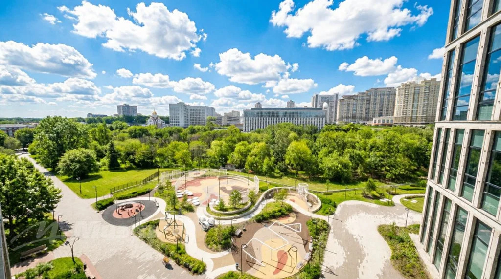 Продажа 3-к квартиры, 80,4  км.м., 8/52 этаж - Фото 4