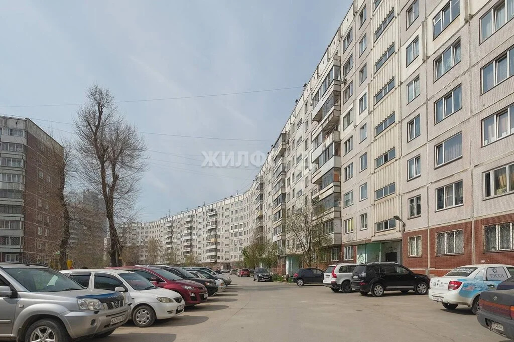 Продажа квартиры, Новосибирск, ул. Железнодорожная - Фото 1