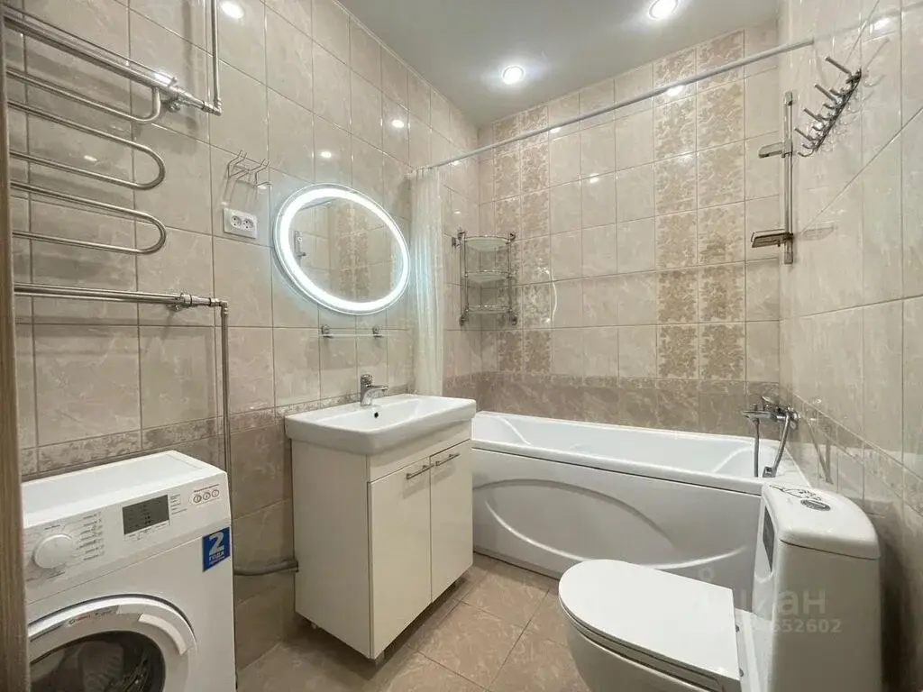 Купить трехкомнатную квартиру 73.9м просп. Кирова, 37, Мурманск, ... - Фото 10