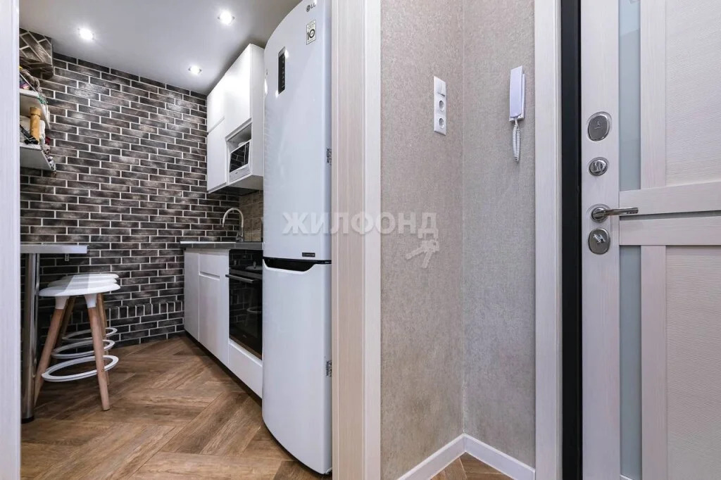 Продажа квартиры, Новосибирск, Александра Чистякова - Фото 3