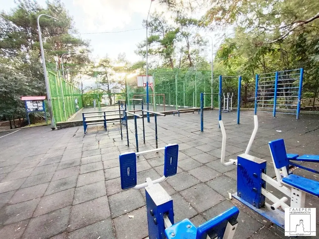 Продаётся светлая видовая 2-комнатная квартира в Ялте, ул. Мухина - Фото 21