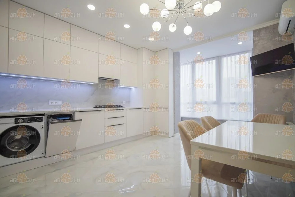 2-комн. квартира - Фото 1