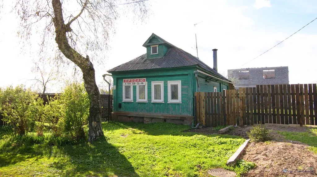 Жилой дом с коммуникациями в городе Волоколамске Московской обл. - Фото 1
