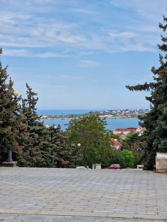 Продажа двухкомнатной квартиры 61.0м ул. Фрунзе, 3, Севастополь, р-н ... - Фото 1