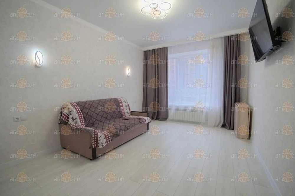 1-комн. квартира - Фото 1