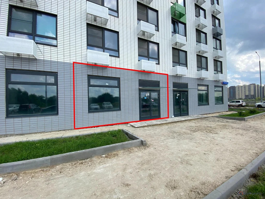 Продажа торгового помещения, улица Вертолетчиков - Фото 2