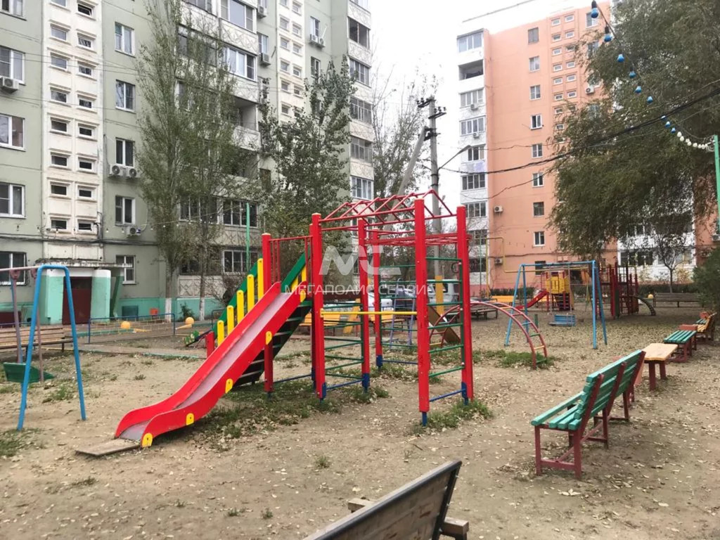 Сказка астрахань. Мокроусовская 4/5 грузовозов. Черниговская 4 астрахань. Ул черниговская 4а астрахань. Улица славянская астрахань.