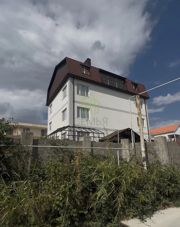 Продажа дома, Геленджик - Фото 0