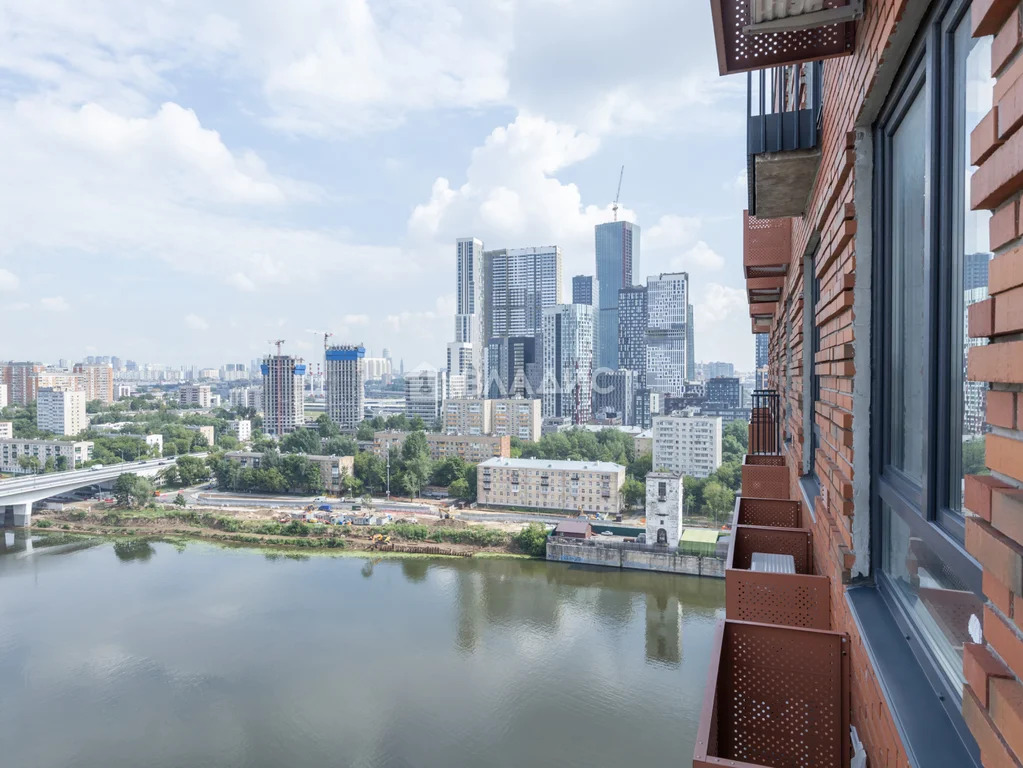 Москва, Большая Филёвская улица, д.3к2, 3-комнатная квартира на ... - Фото 0