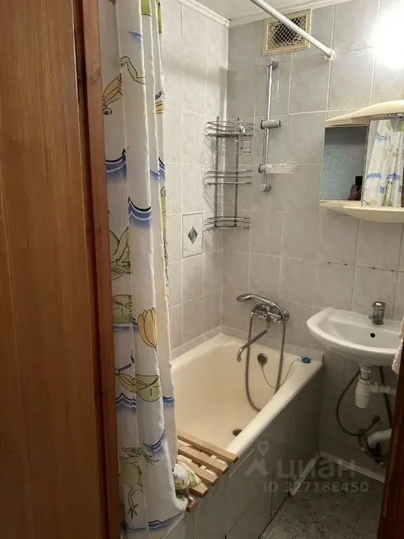 Сдам двухкомнатную квартиру 50.0м ул. Свободы, 2, Одинцово, Московская ... - Фото 1