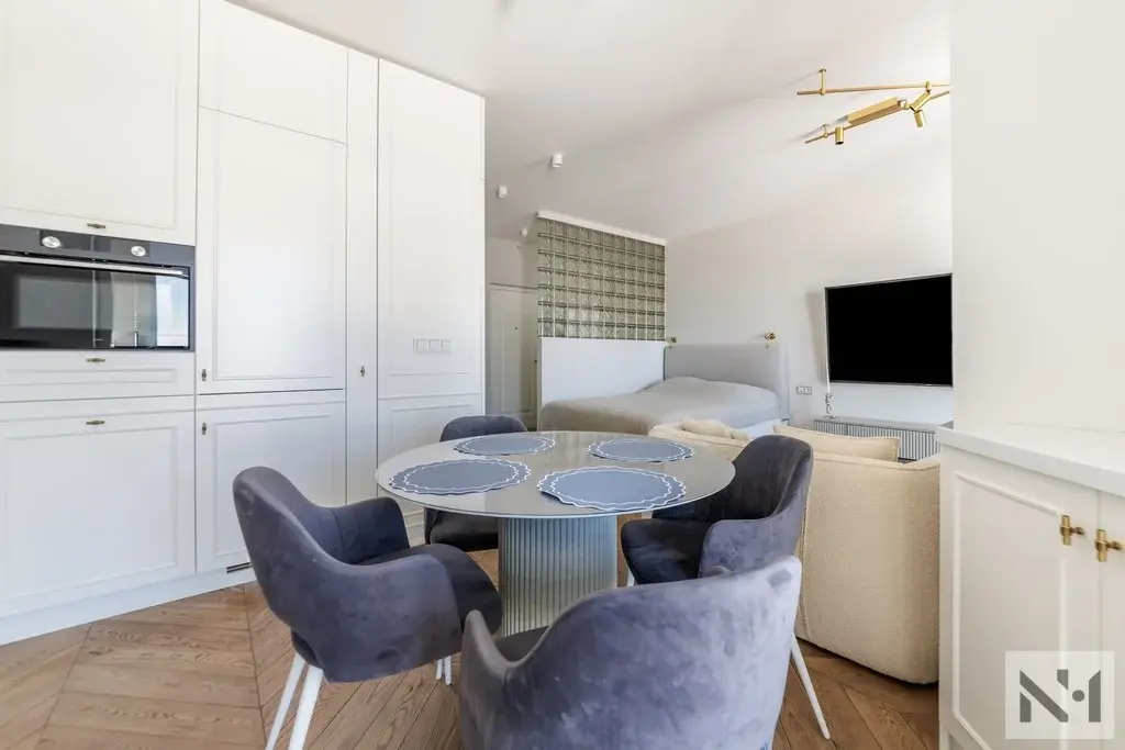 видовая 1-комнатная квартира у Невы - Фото 2