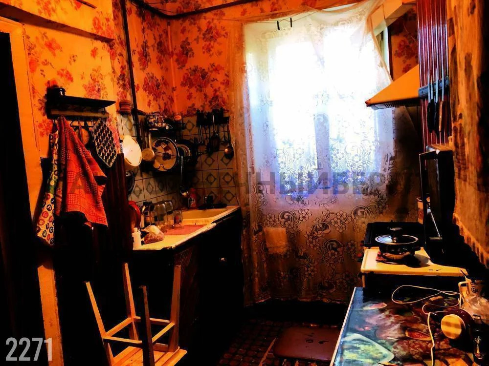 Продажа комнаты, Туапсе, Туапсинский район, Улица Маршала Жукова, 21 - Фото 1