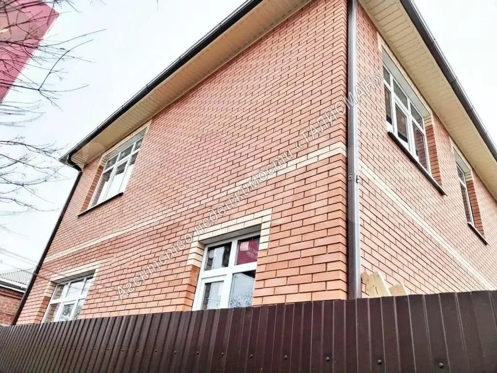 Продается двух этажный дом  в г. Таганроге, район Переулков - Фото 8