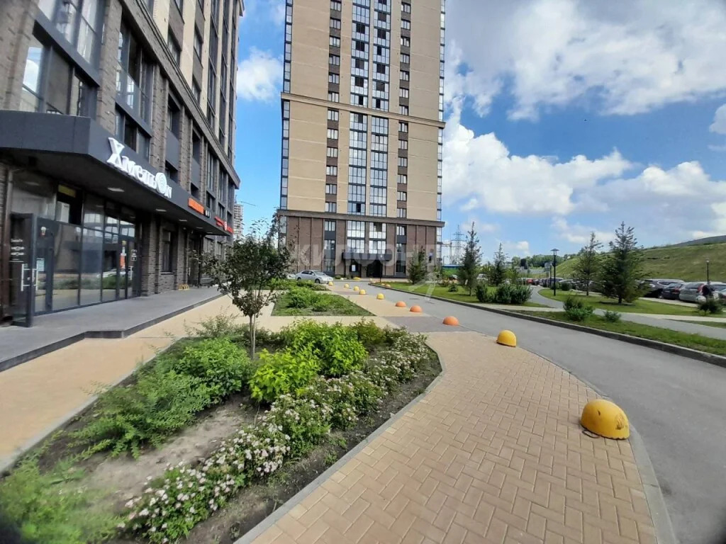 Продажа квартиры, Новосибирск, ул. Светлановская - Фото 0