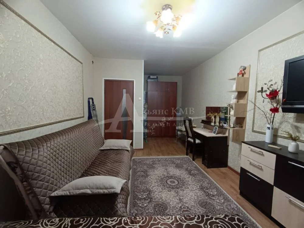 Продажа квартиры, Зеленокумск, Советский район, Площадь 1 Мая ул. - Фото 1