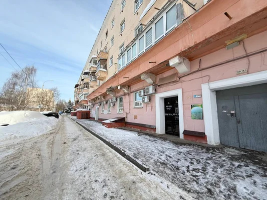 Продам трехкомнатную (3-комн.) квартиру, Октября пр-кт, 3, Нижний Н... - Фото 4
