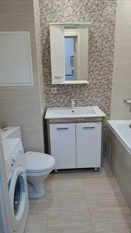 1-кквартира 34 кв.м.в г. Лобня ул. Колычева дом 2 - Фото 1