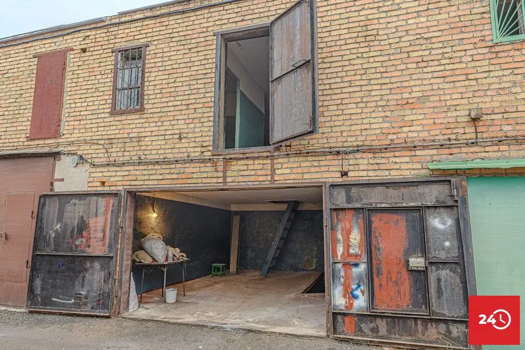 Продaется двухэтажний гaраж по ул. Собиновa 3Г за №175 Унивеpcaмoм. - Фото 11