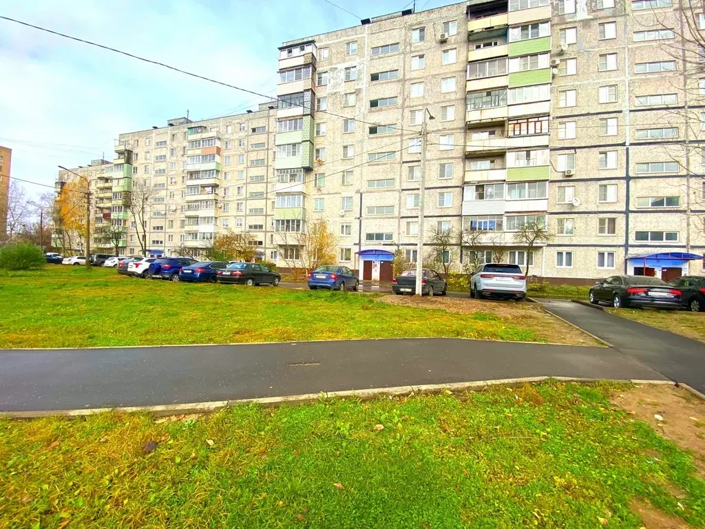 Трехкомнатная квартира в 4-м микрорайоне, дом 3 - Фото 20