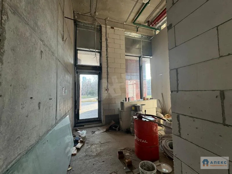 Аренда помещения (ПСН) пл. 232 м2 под аптеку, банк, бытовые услуги, ... - Фото 1