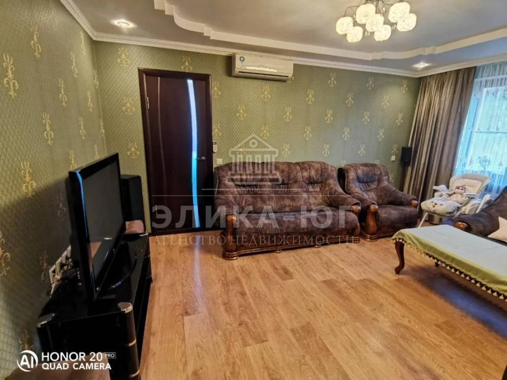 Продажа квартиры, Новомихайловский, Крымский район, 2-мкр. - Фото 0