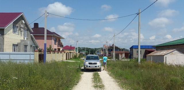 Участок ул российская. Пятихатки Краснодарский край улица Российская. Поселок Ореховый Таганрог. Пятихатки Анапа ул счастливая 2 показать объект.