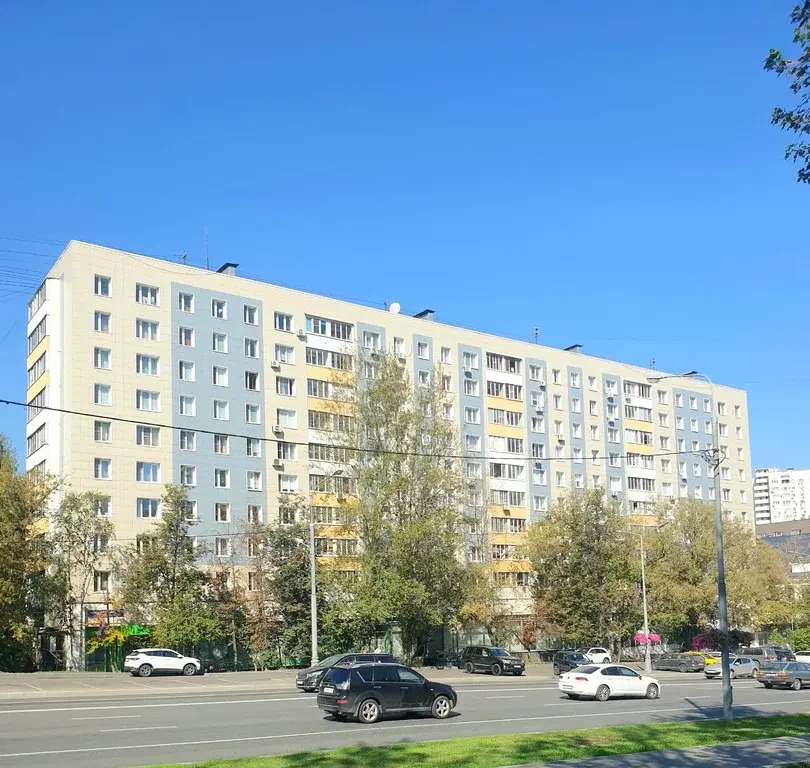 Продается 3х ком.кв в районе черемушки, севастопольский пр-кт, д.42к1 - Фото 0