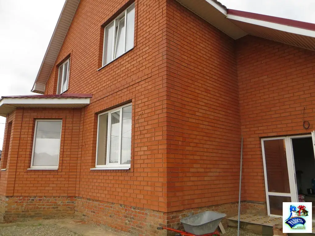 Продам новый, красивый, большой дом с полной отделкой. - Фото 1