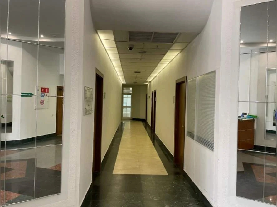 Продажа офиса 3975.3 м2 - Фото 4