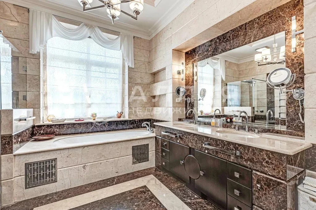 Дом 1174 кв.м. в микрорайоне Звягино - Фото 2