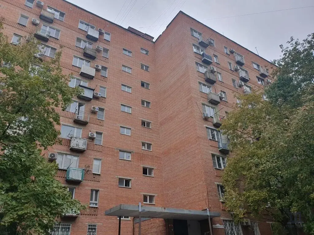 Продаю гостинку на СЖМ в Ростове-на-Дону Добровольского район О`Кея - Фото 1