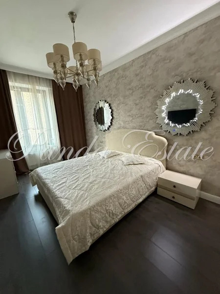 Шикарная квартира в ЖК Царская площадь (ном. объекта: 9890) - Фото 4