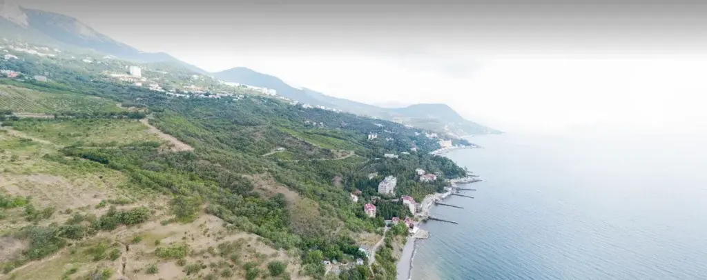 Земельный участок на первой линии моря — Крым, Алушта, 74 сотки - Фото 1