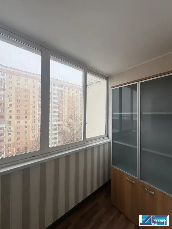 продается 3-х комнатная квартира - Фото 4