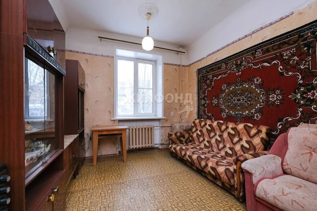Продажа комнаты, Новосибирск, ул. Бурденко - Фото 0