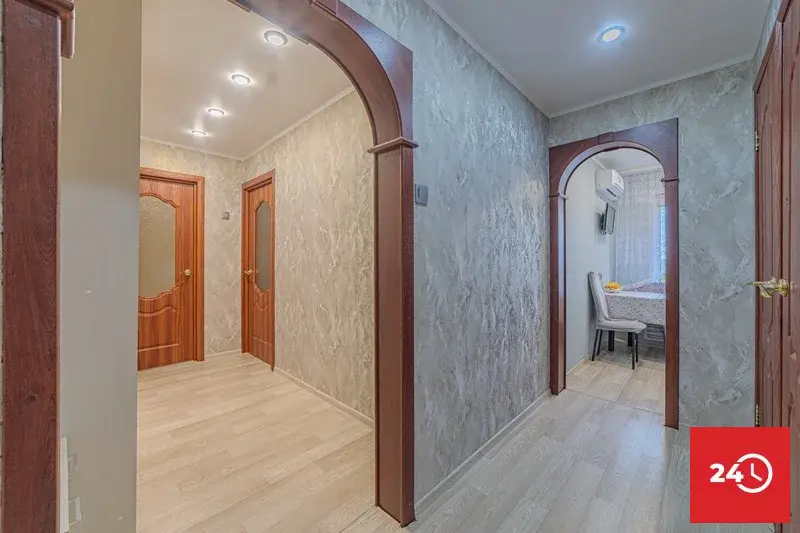 Продается 2 комнатная квартира по улице Аустрина, д.156 (р-н Север). - Фото 17