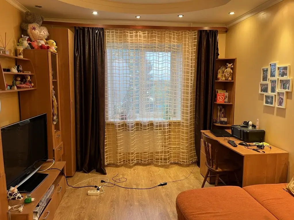 Продам 3-комн. квартиру в г. Голицыно с классным ремонтом. - Фото 0