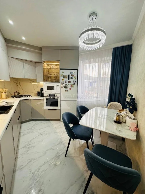 Продажа квартиры, Минеральные Воды, ул. Дружбы - Фото 1